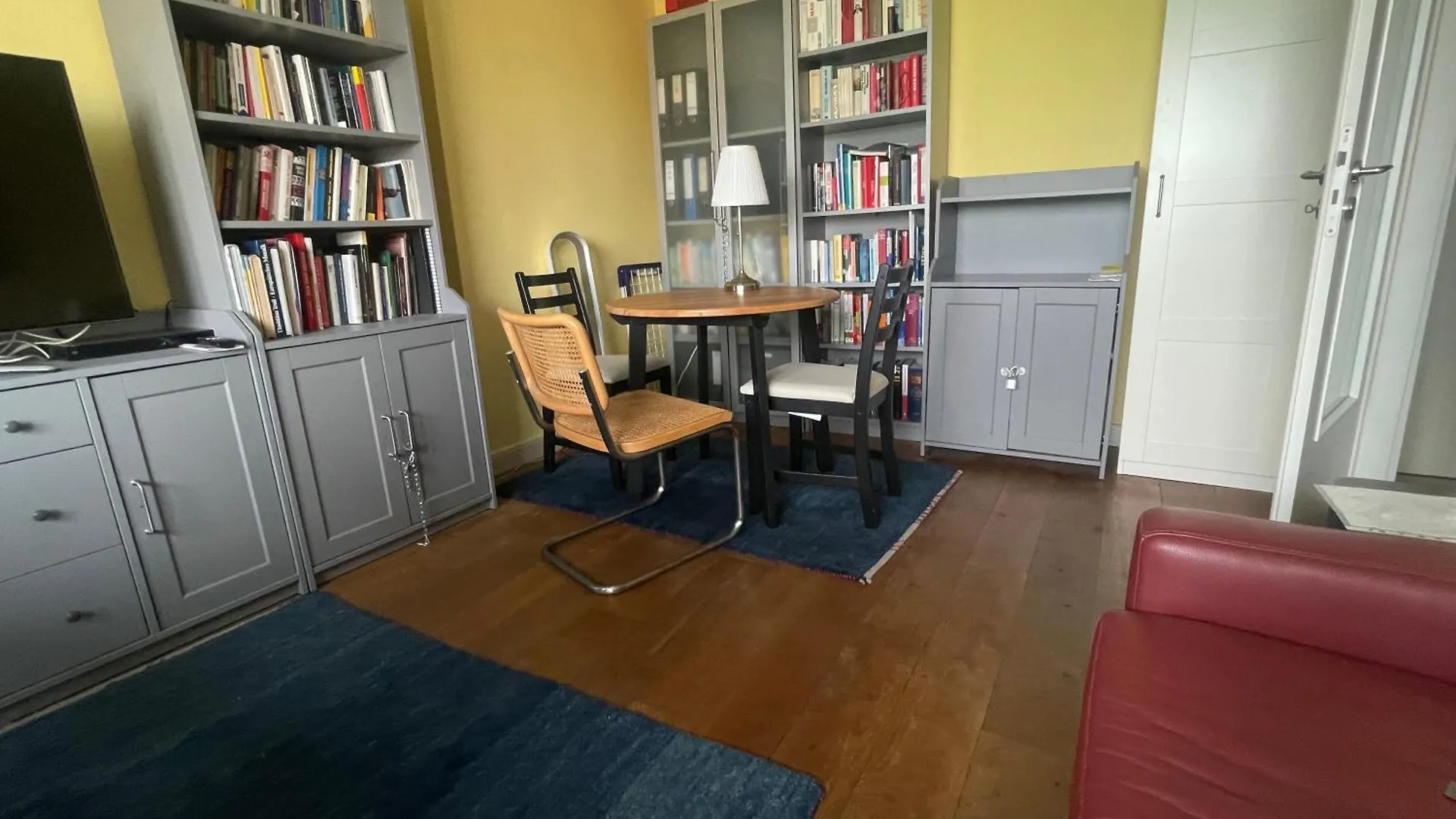 Kurfuerstendamm Quiet 1,5 Room Apartment Near Ludwig Kirch Platz Berlino Germania